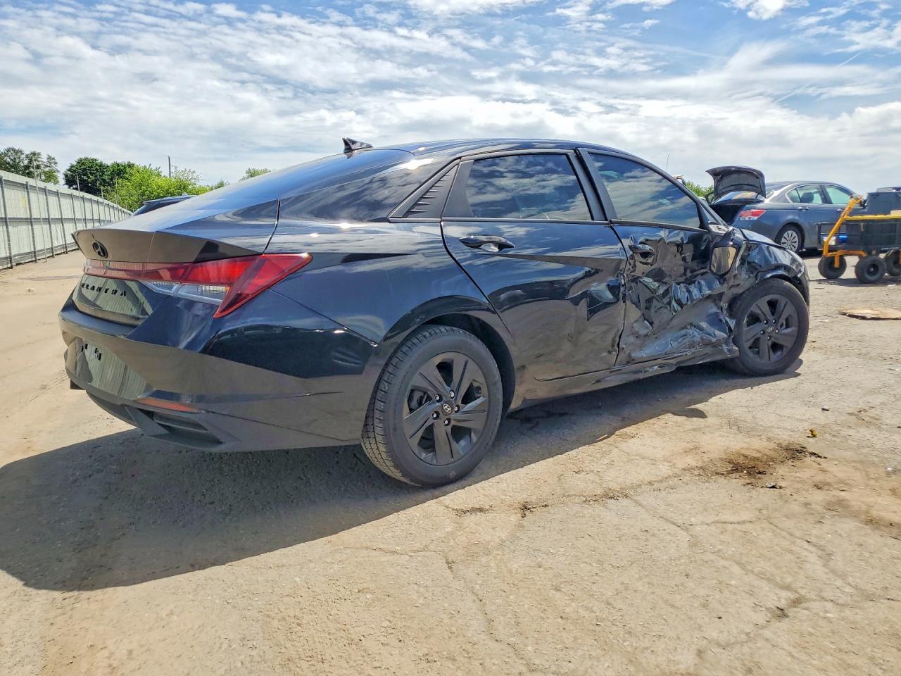 2021 HYUNDAI ELANTRA