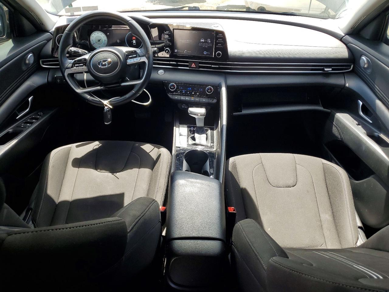 2021 HYUNDAI ELANTRA