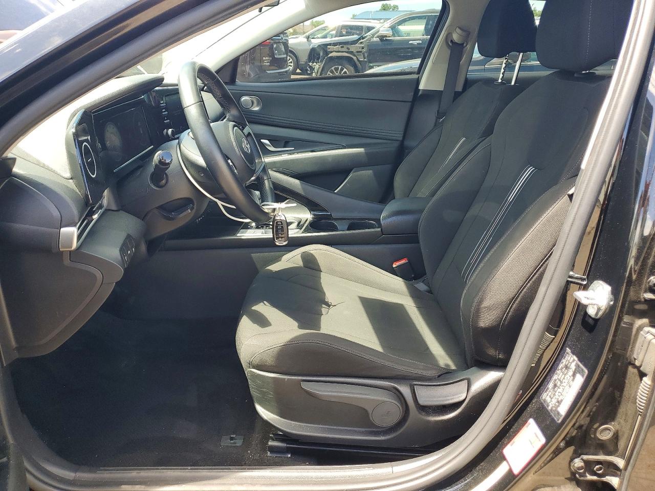 2021 HYUNDAI ELANTRA