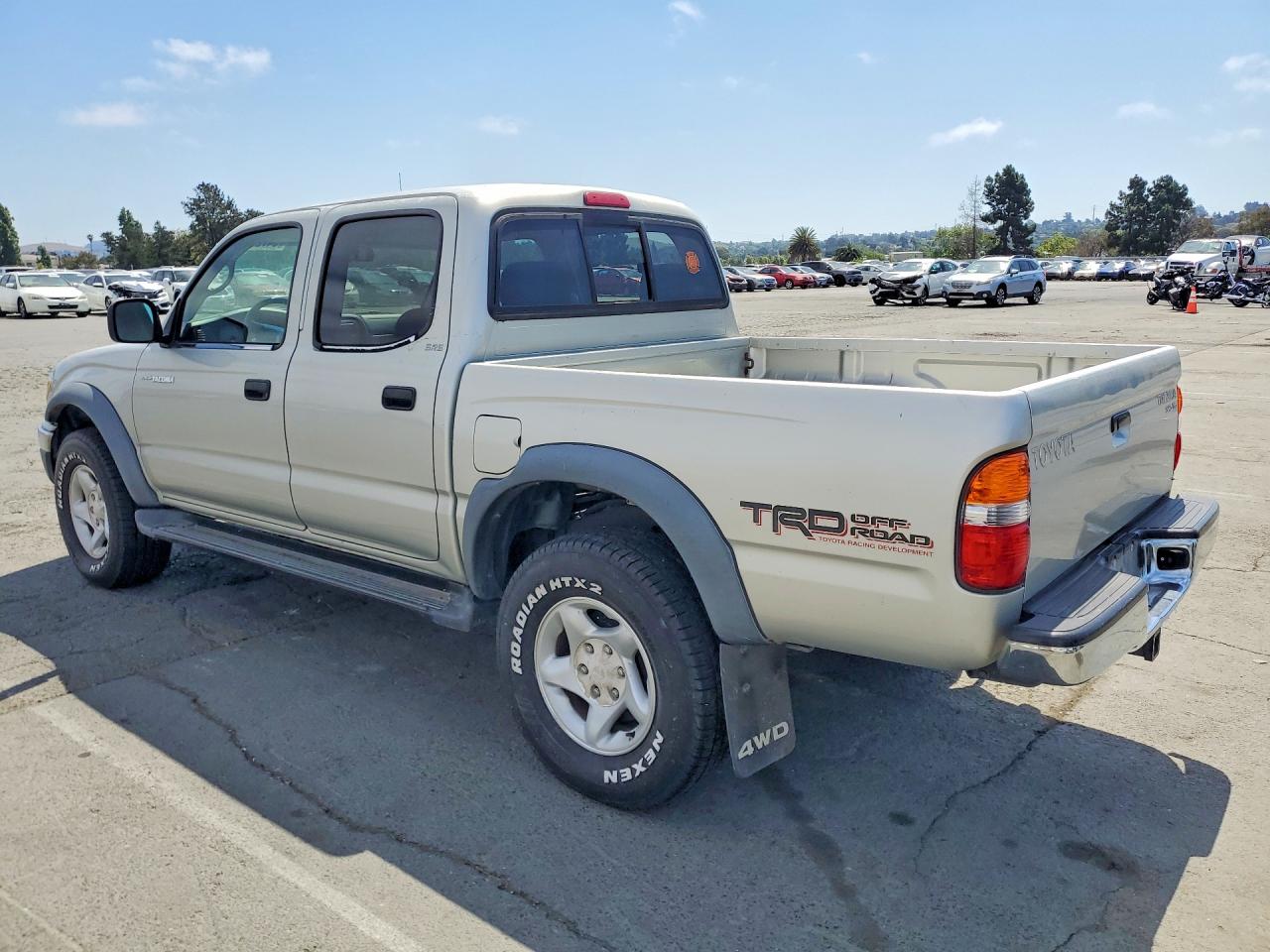 2004 TOYOTA TACOMA