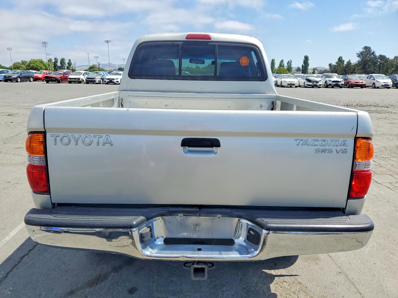 2004 TOYOTA TACOMA