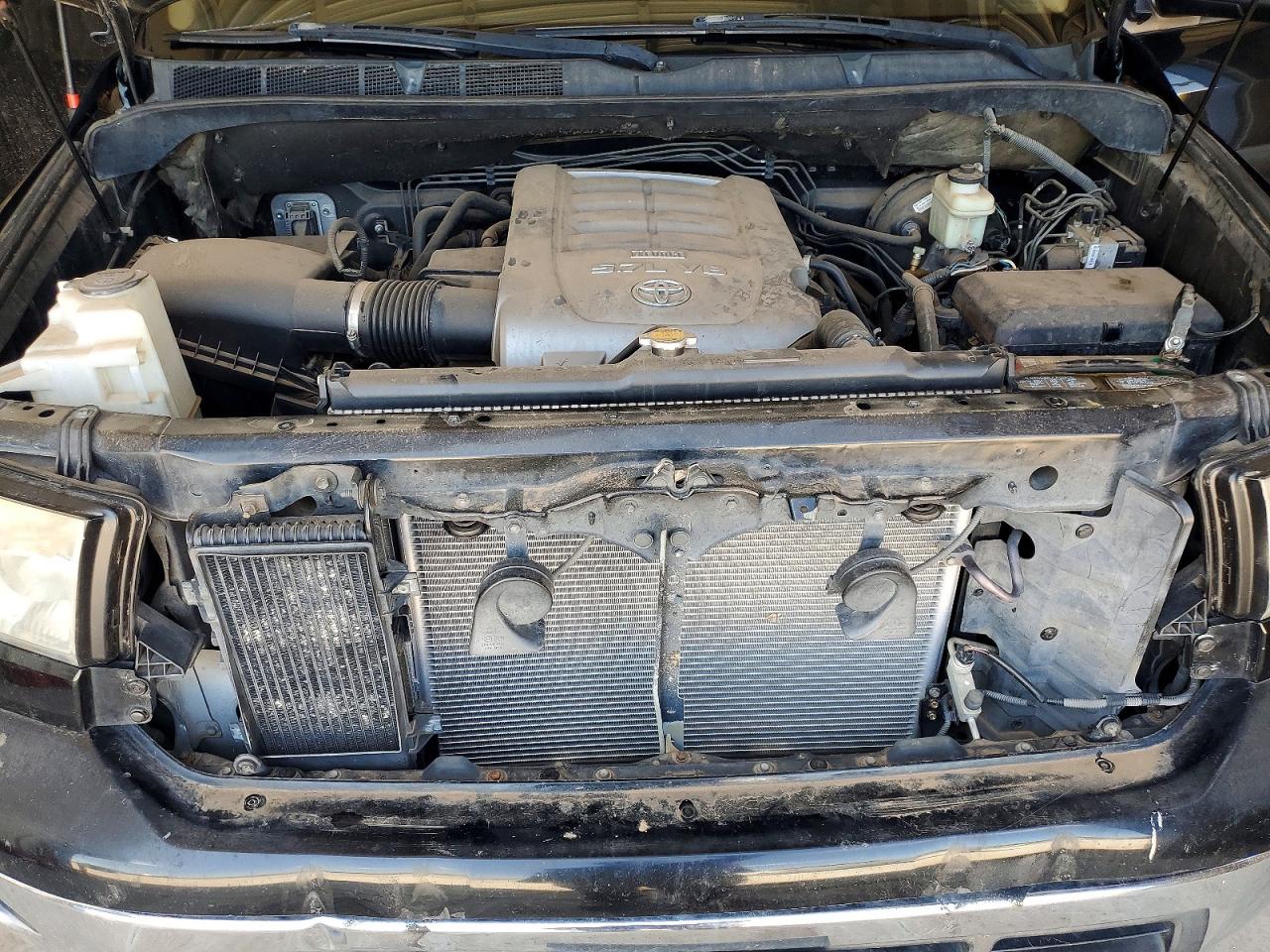 2010 TOYOTA TUNDRA