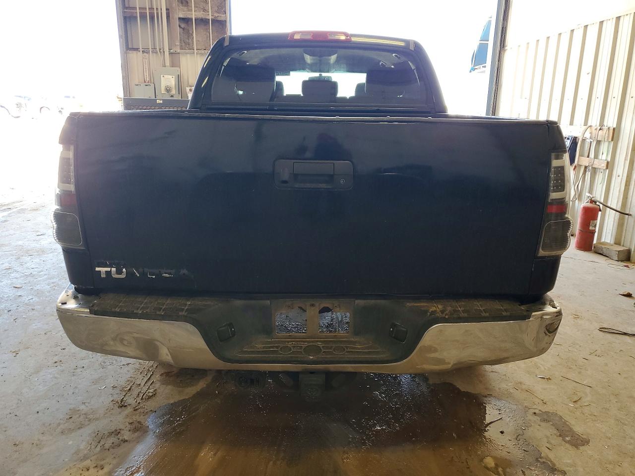 2010 TOYOTA TUNDRA