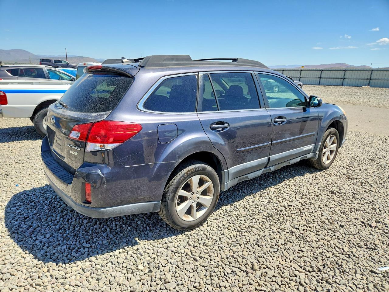 2012 SUBARU OUTBACK