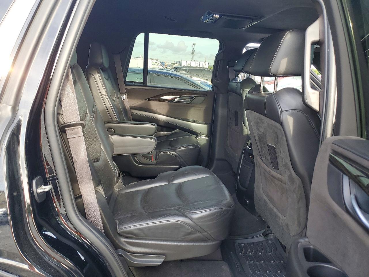 2015 CADILLAC ESCALADE