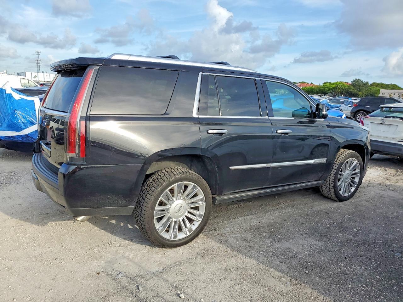 2015 CADILLAC ESCALADE