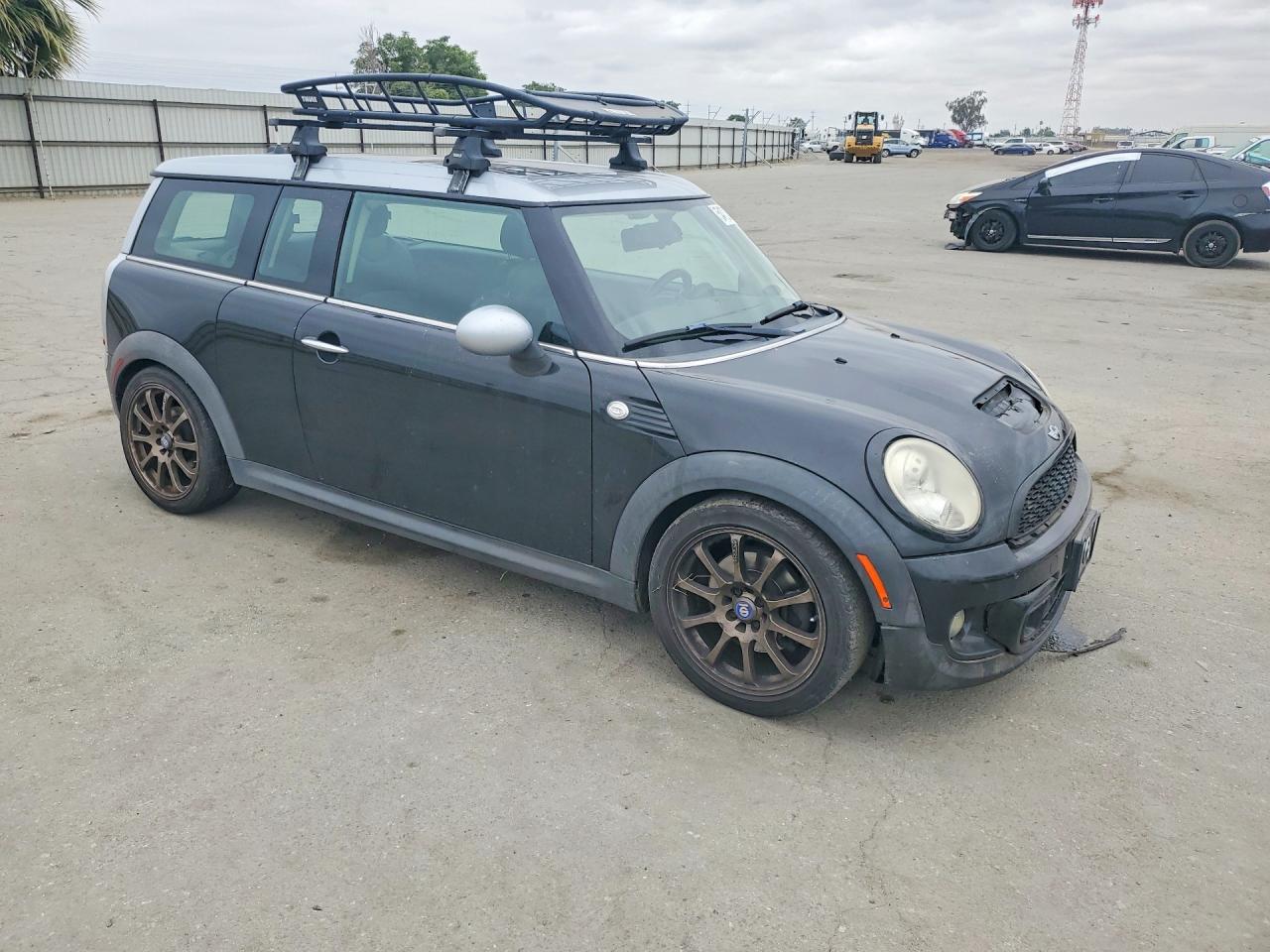2011 MINI COOPER