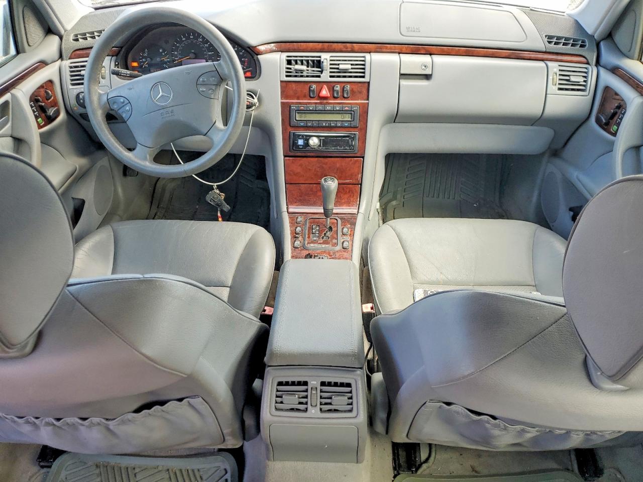 2000 MERCEDES-BENZ E-CLASS