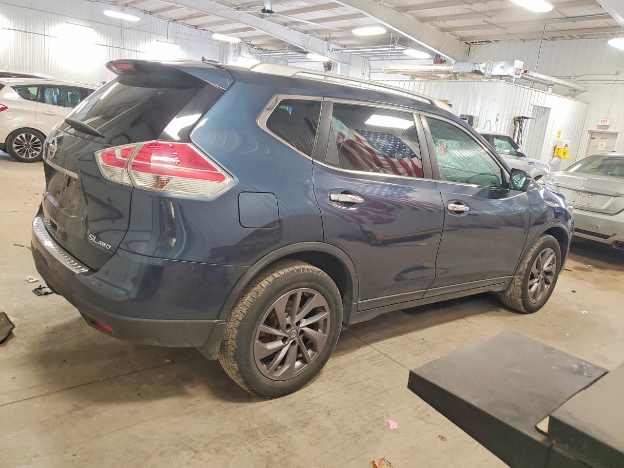 2016 NISSAN ROGUE