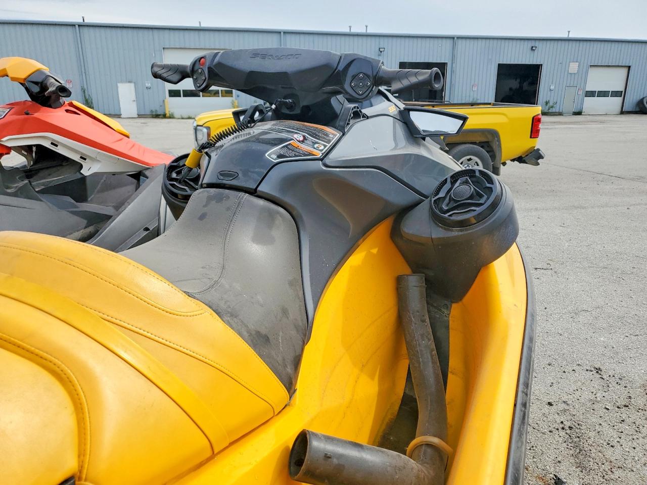 2022 SEA DOO