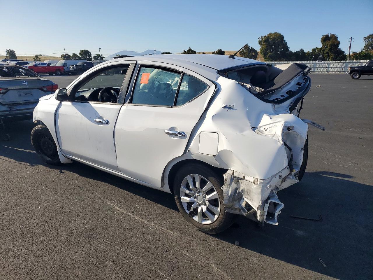 2014 NISSAN VERSA