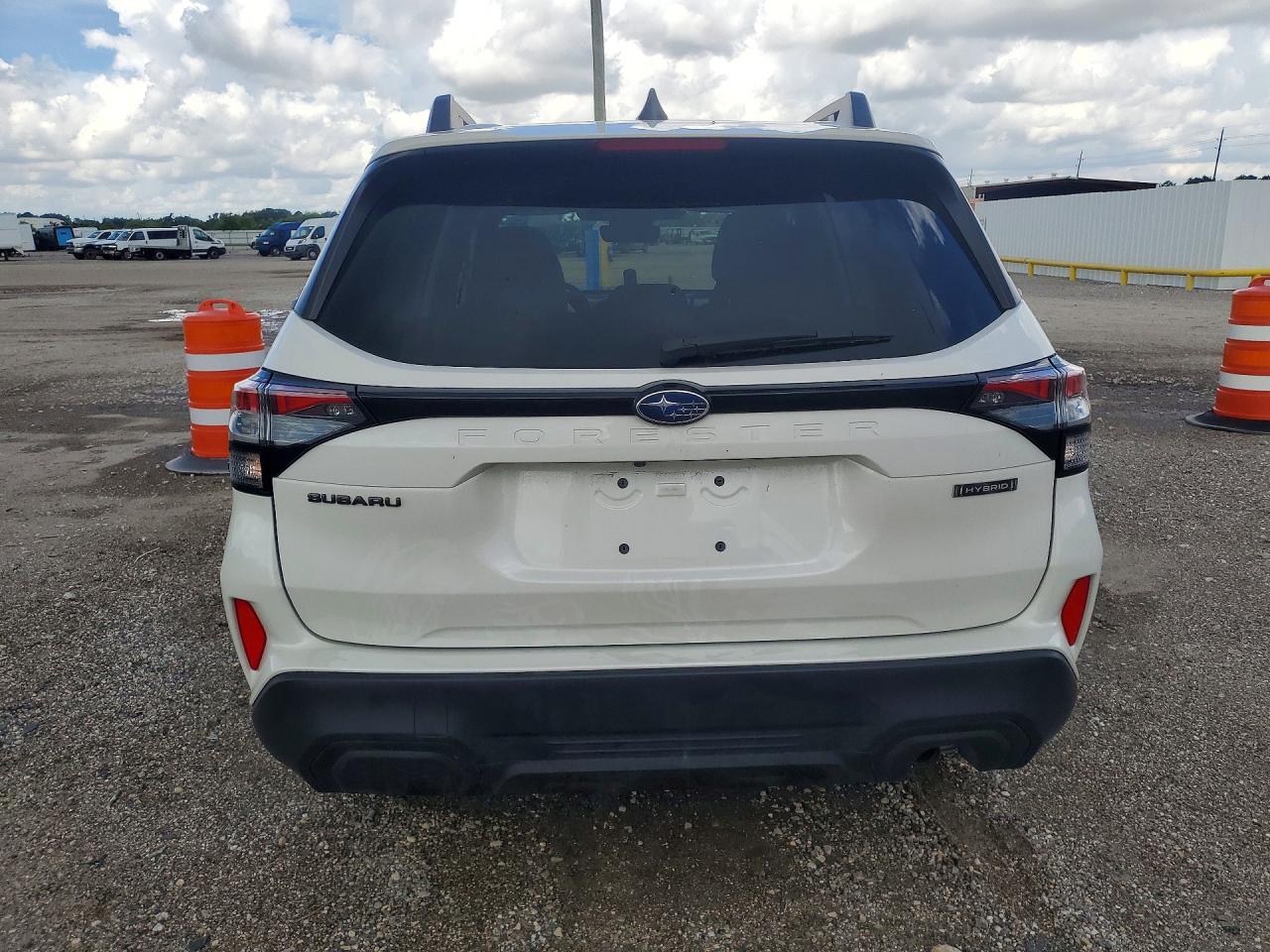 2025 SUBARU FORESTER