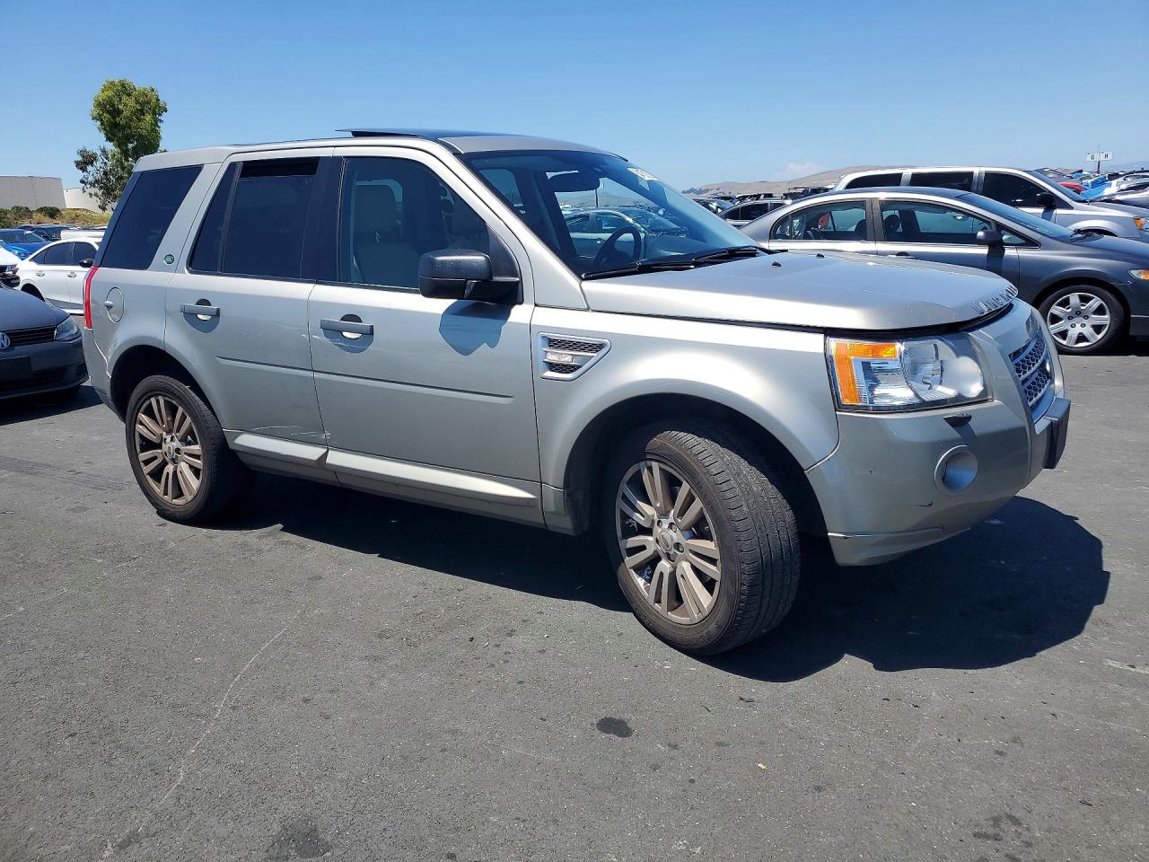 2010 LAND ROVER LR2