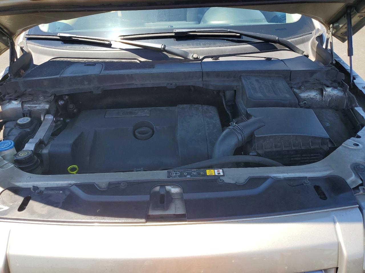2010 LAND ROVER LR2