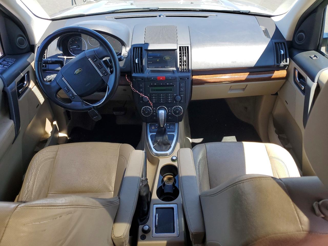2010 LAND ROVER LR2