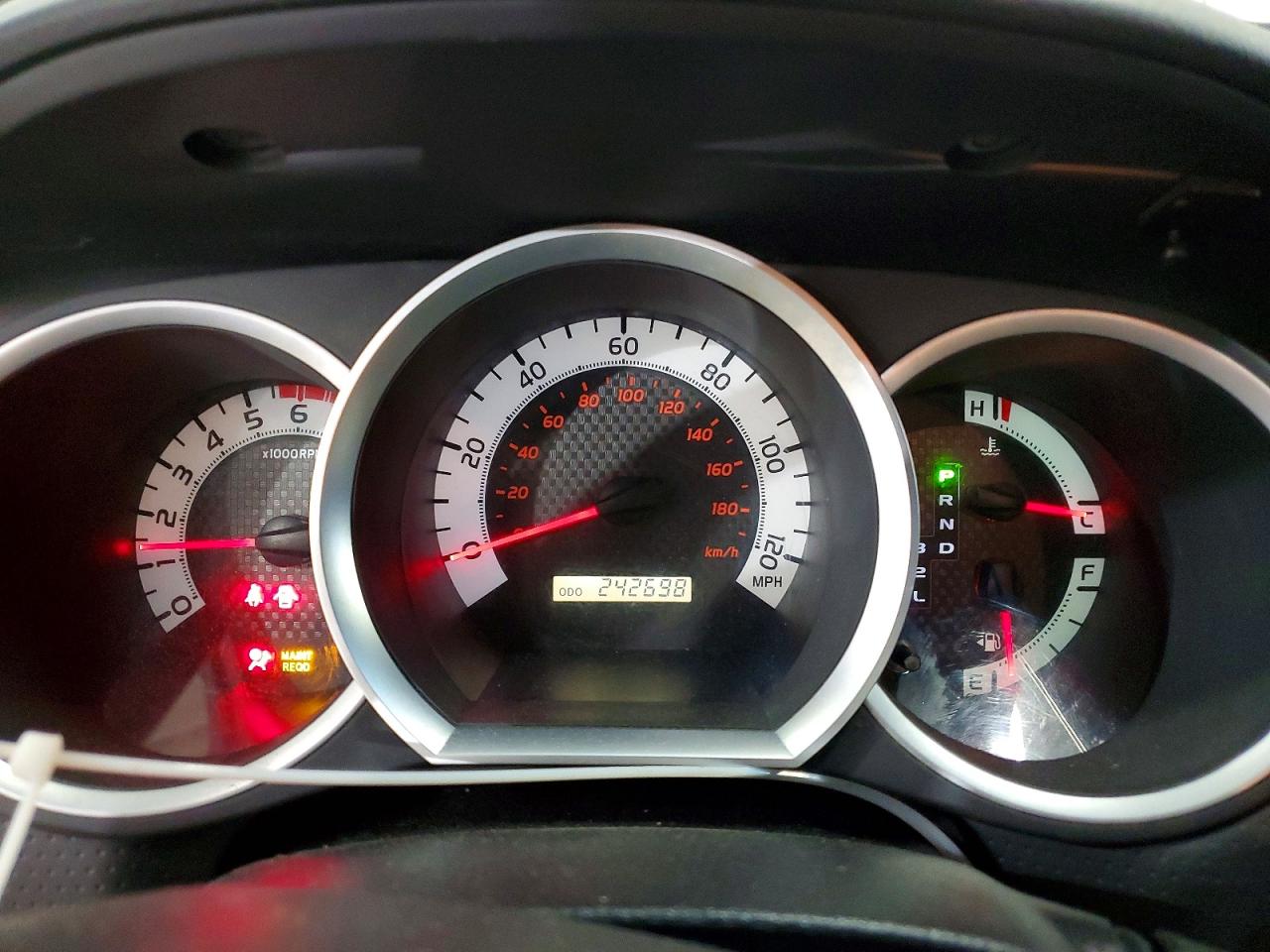 2013 TOYOTA TACOMA