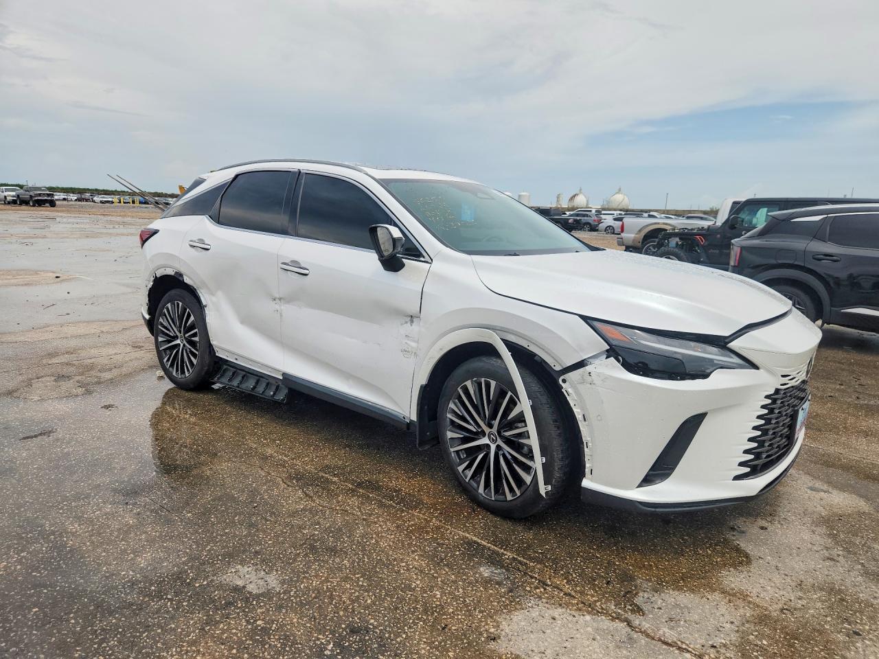 2023 LEXUS RX350