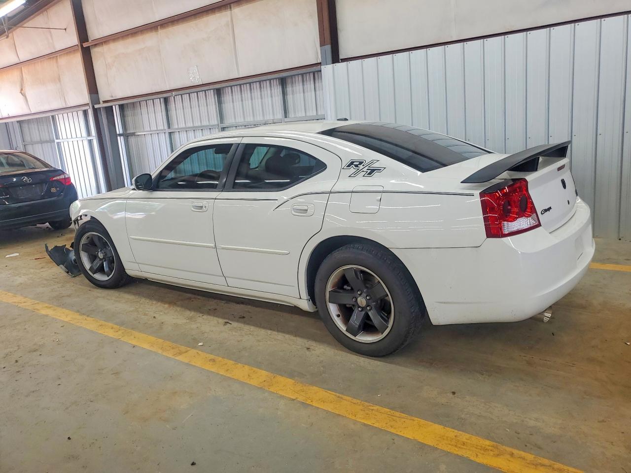 2010 DODGE CHARGER