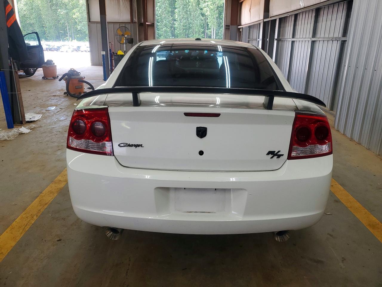 2010 DODGE CHARGER