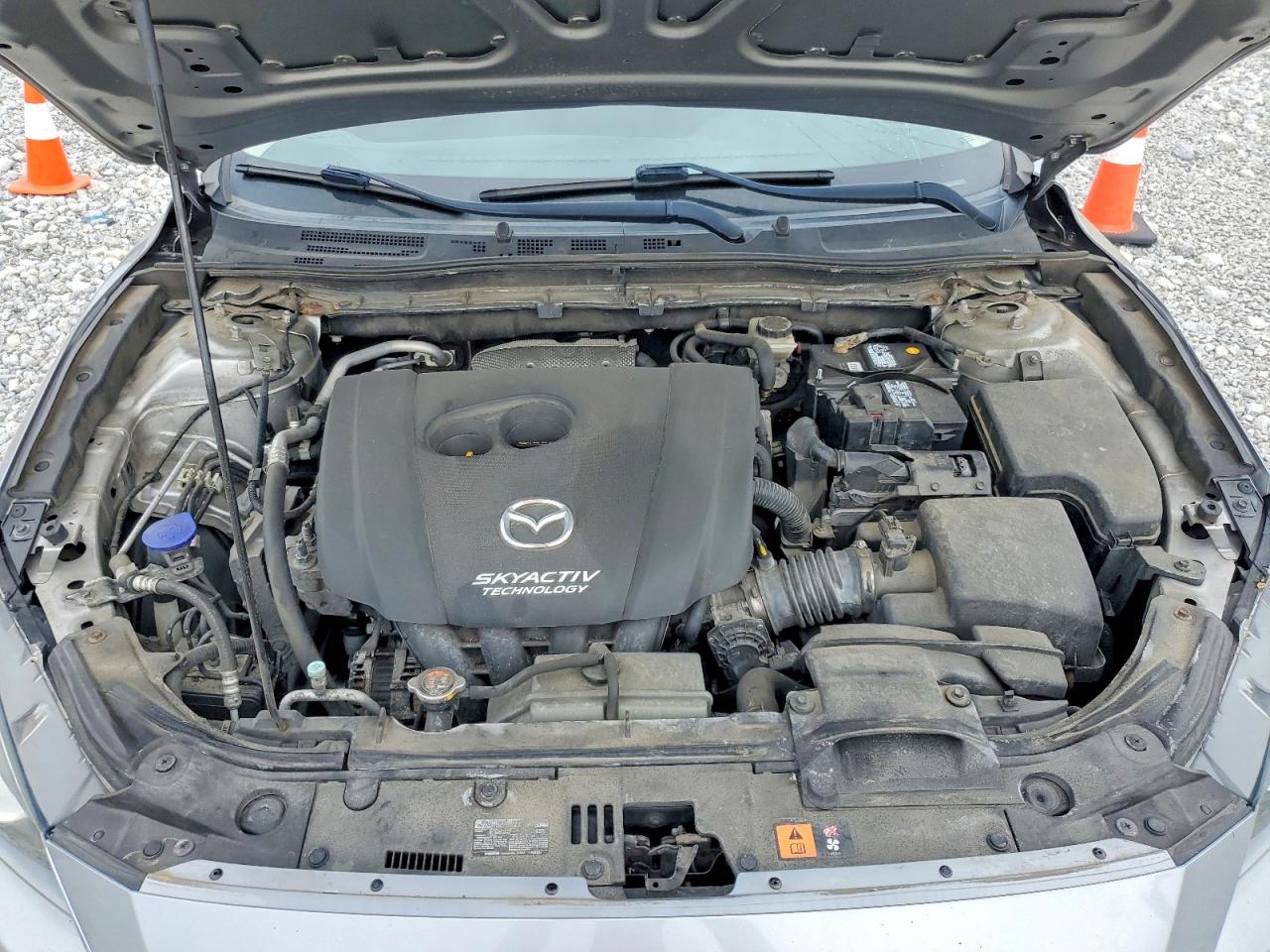 2015 MAZDA 3