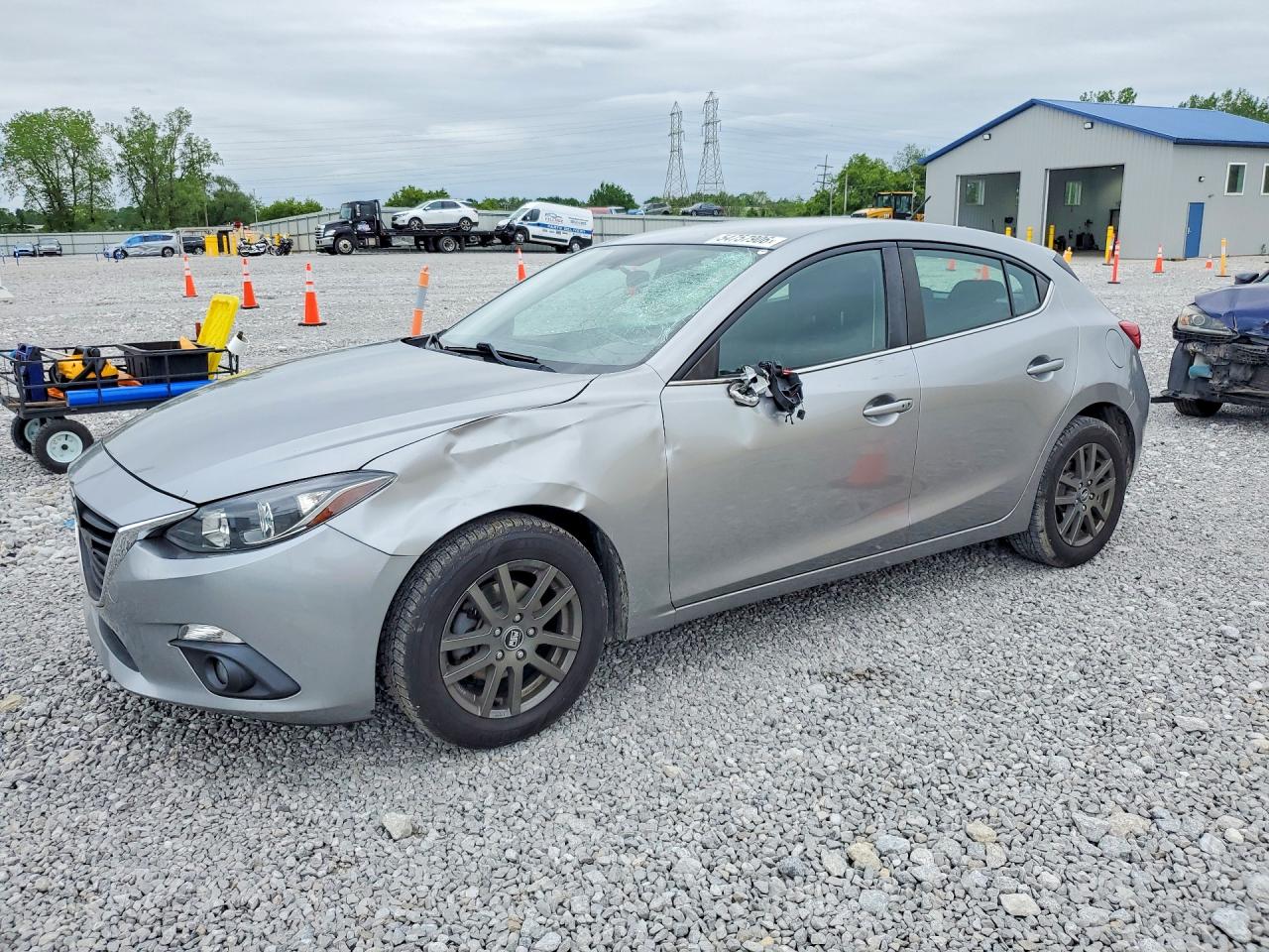 2015 MAZDA 3