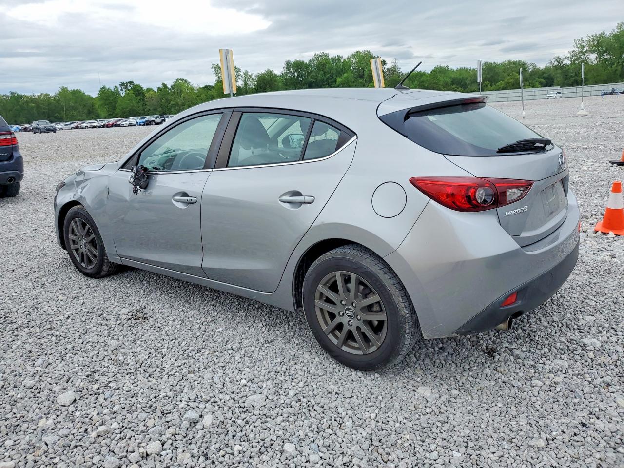 2015 MAZDA 3