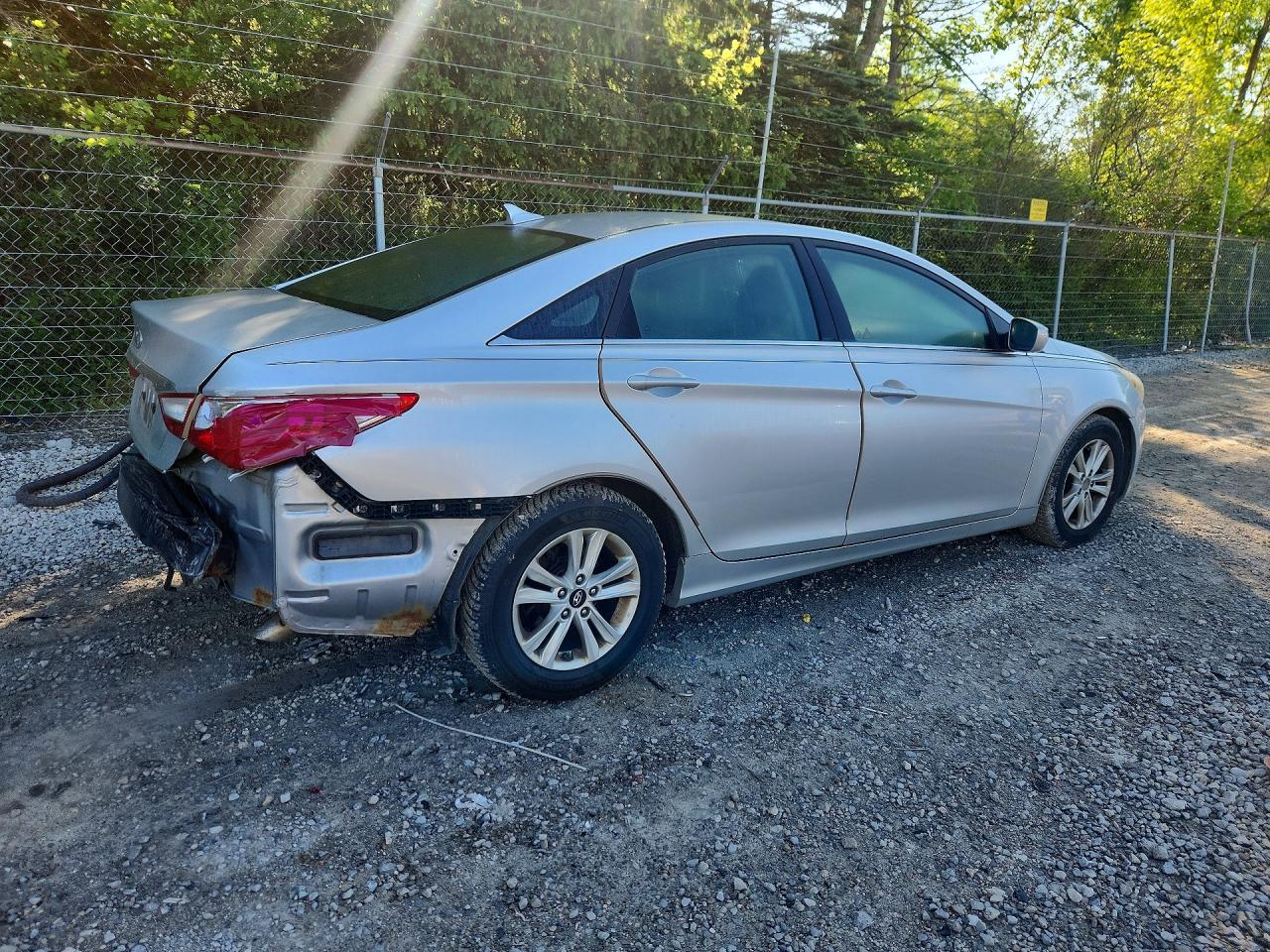 2011 HYUNDAI SONATA