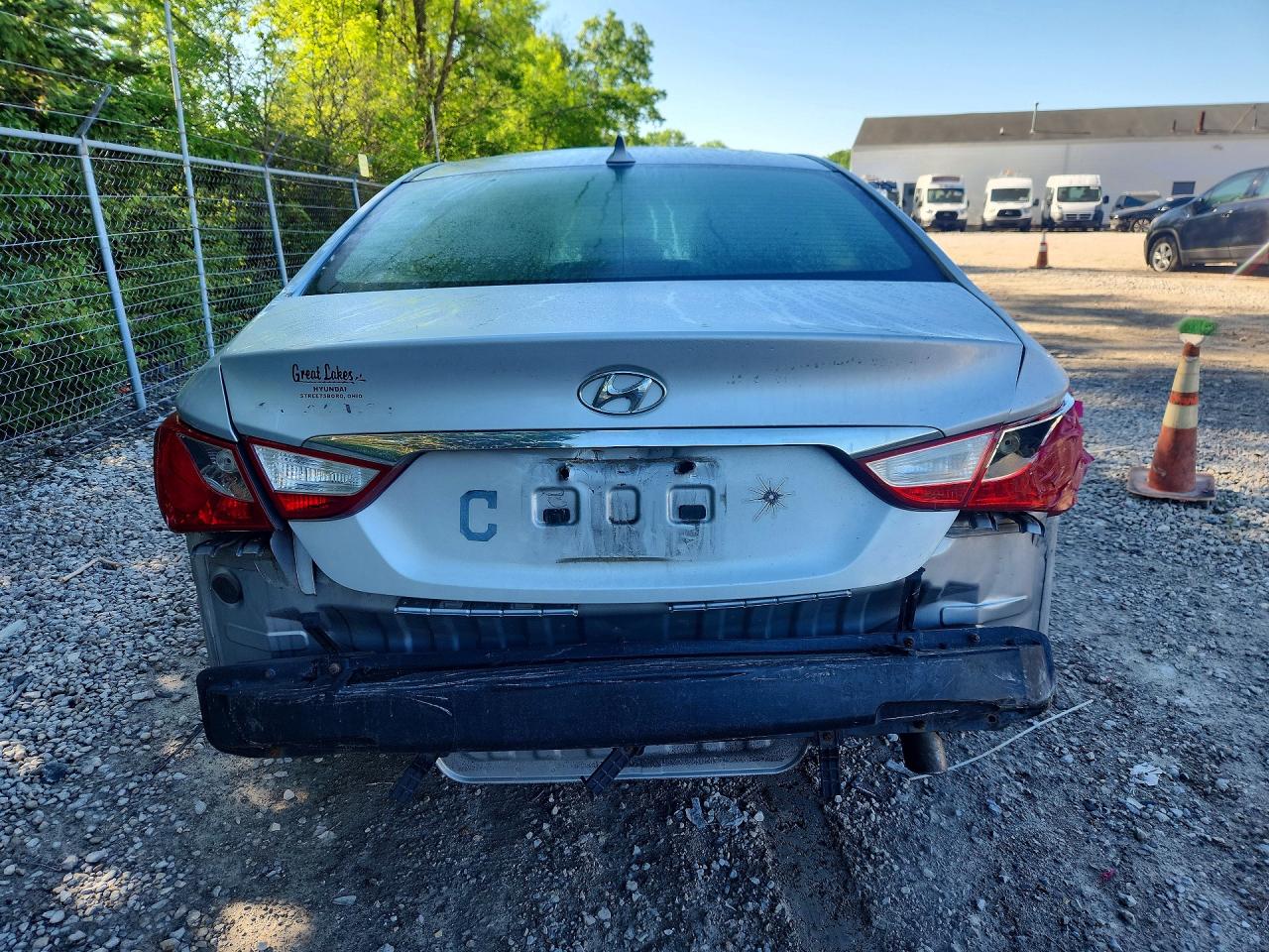 2011 HYUNDAI SONATA