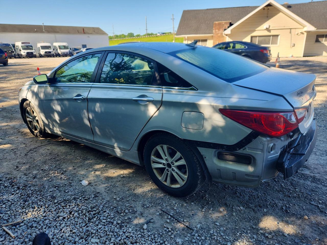 2011 HYUNDAI SONATA