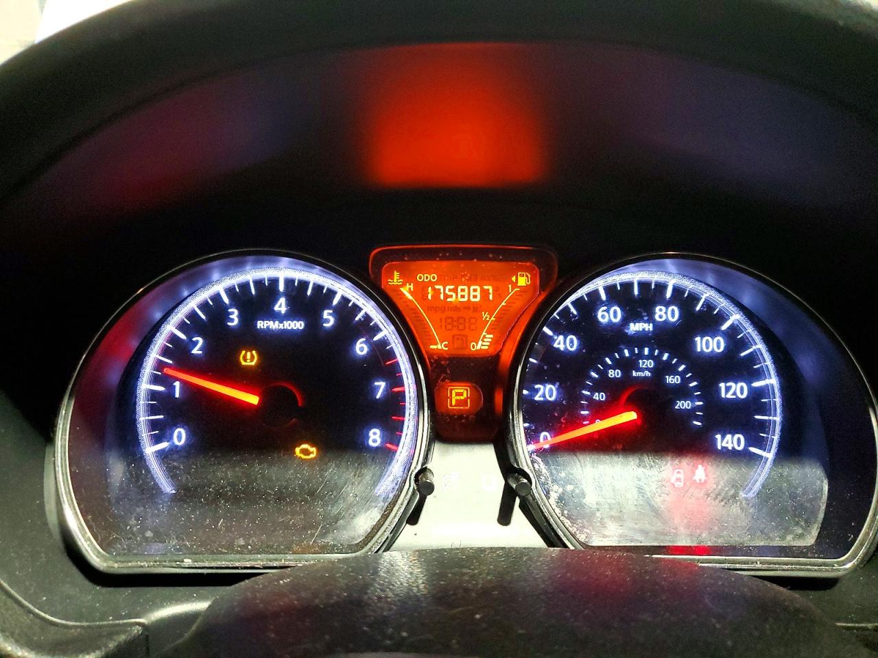 2014 NISSAN VERSA
