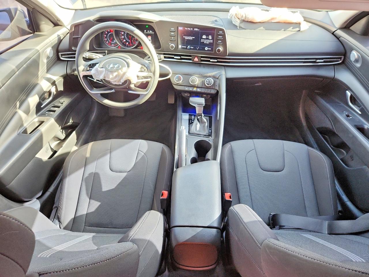 2022 HYUNDAI ELANTRA
