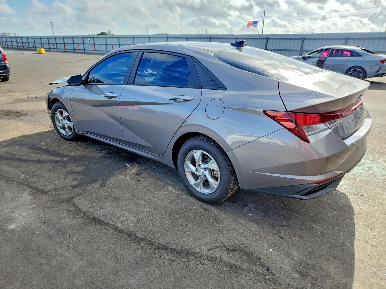 2022 HYUNDAI ELANTRA