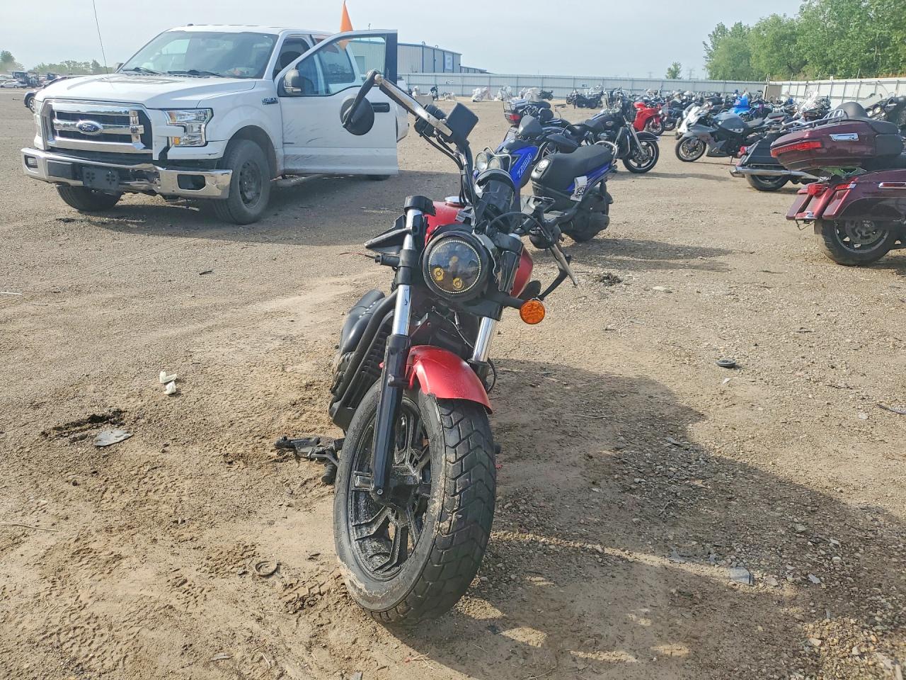 2025 INDIAN MOTORCYCLE CO. MOTORCYCLE