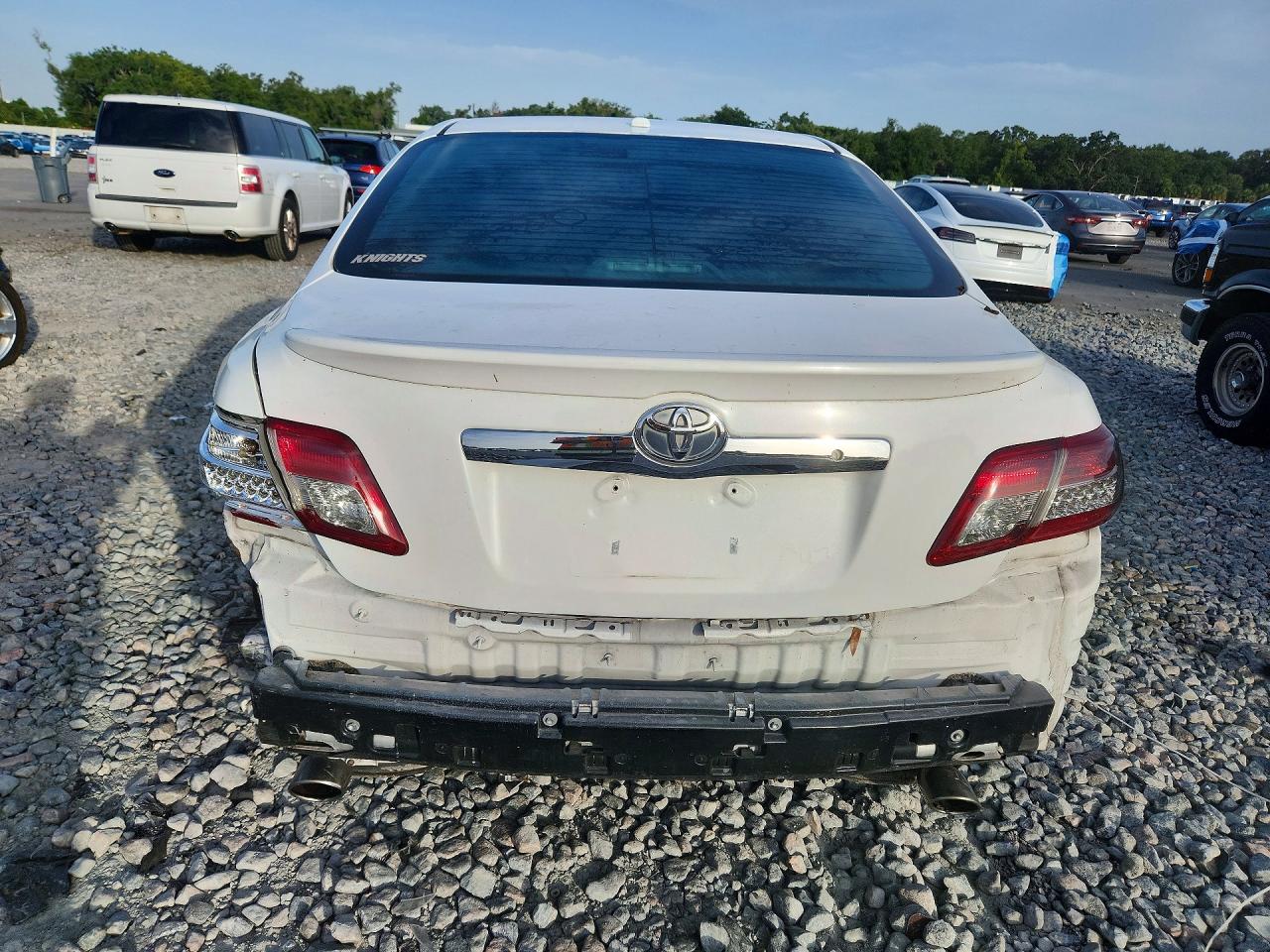 2011 TOYOTA CAMRY