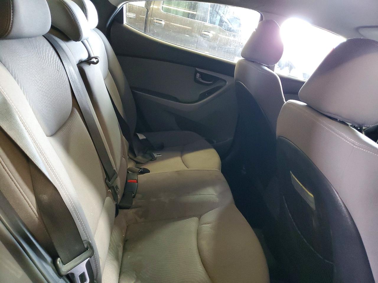2014 HYUNDAI ELANTRA