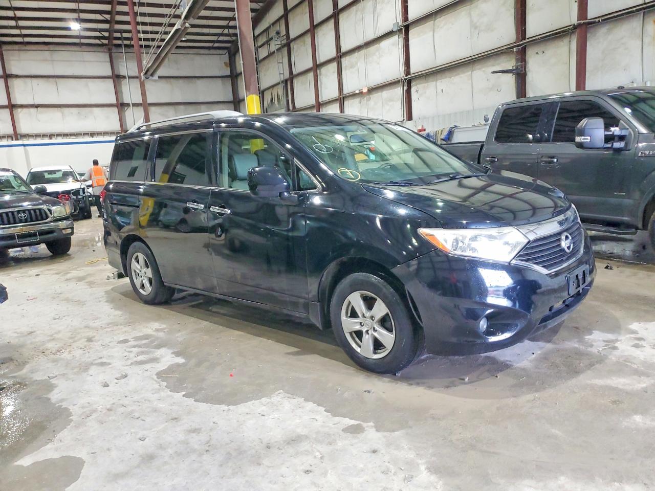 2013 NISSAN QUEST