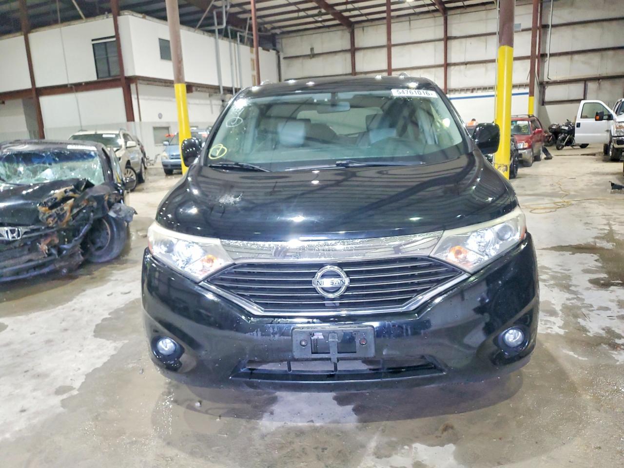 2013 NISSAN QUEST
