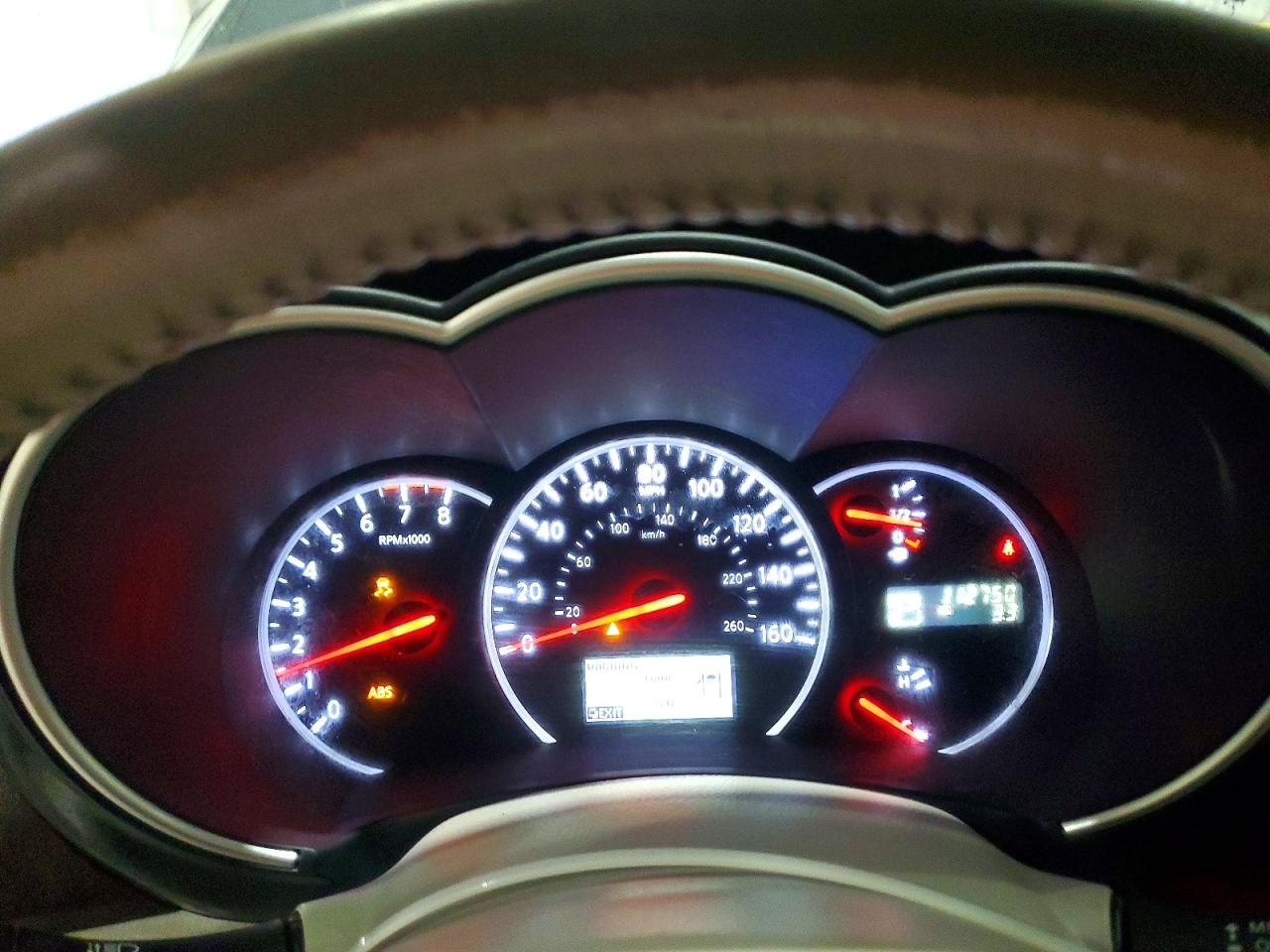 2013 NISSAN QUEST