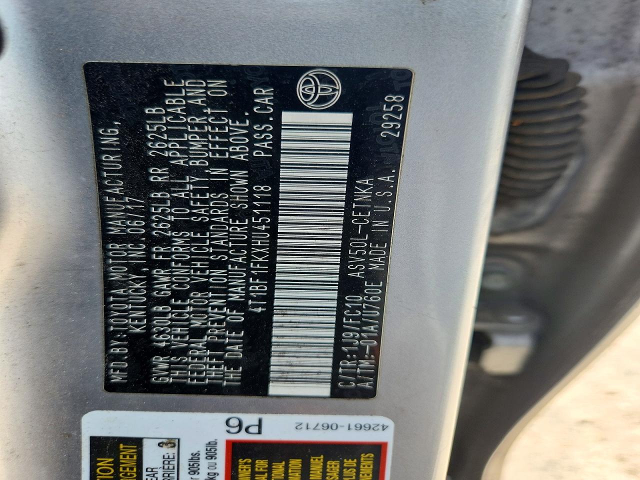 2017 TOYOTA CAMRY