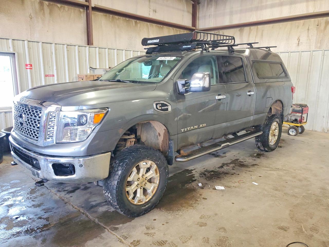 2016 NISSAN TITAN