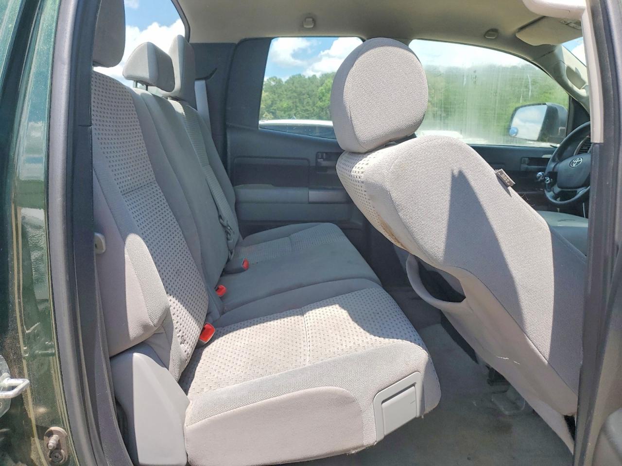 2011 TOYOTA TUNDRA