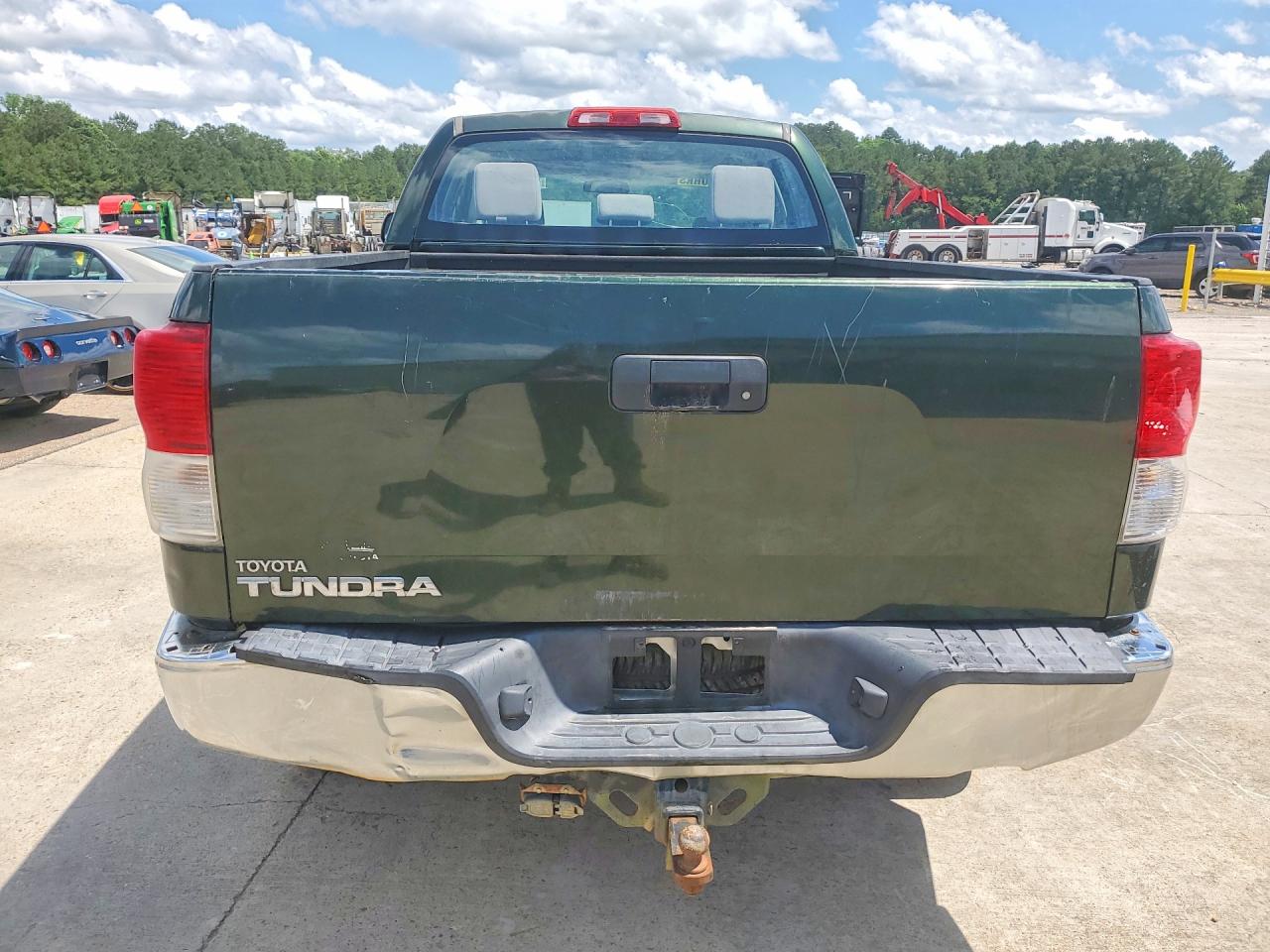 2011 TOYOTA TUNDRA