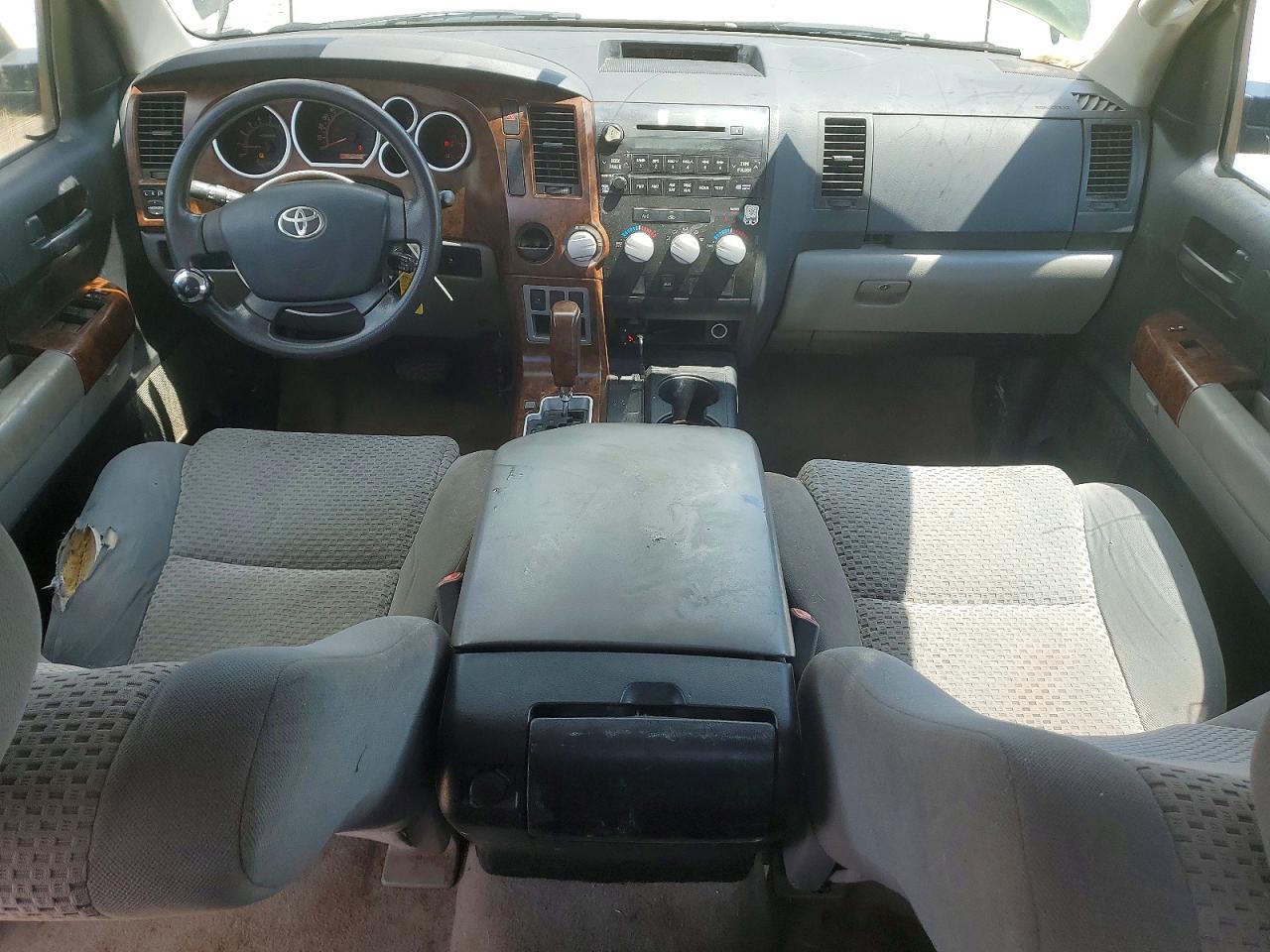 2011 TOYOTA TUNDRA
