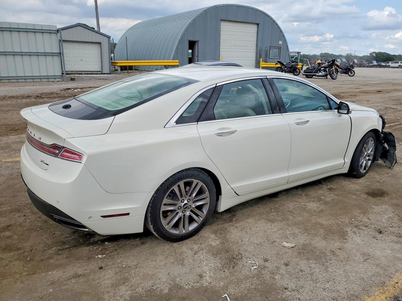 2013 LINCOLN MKZ