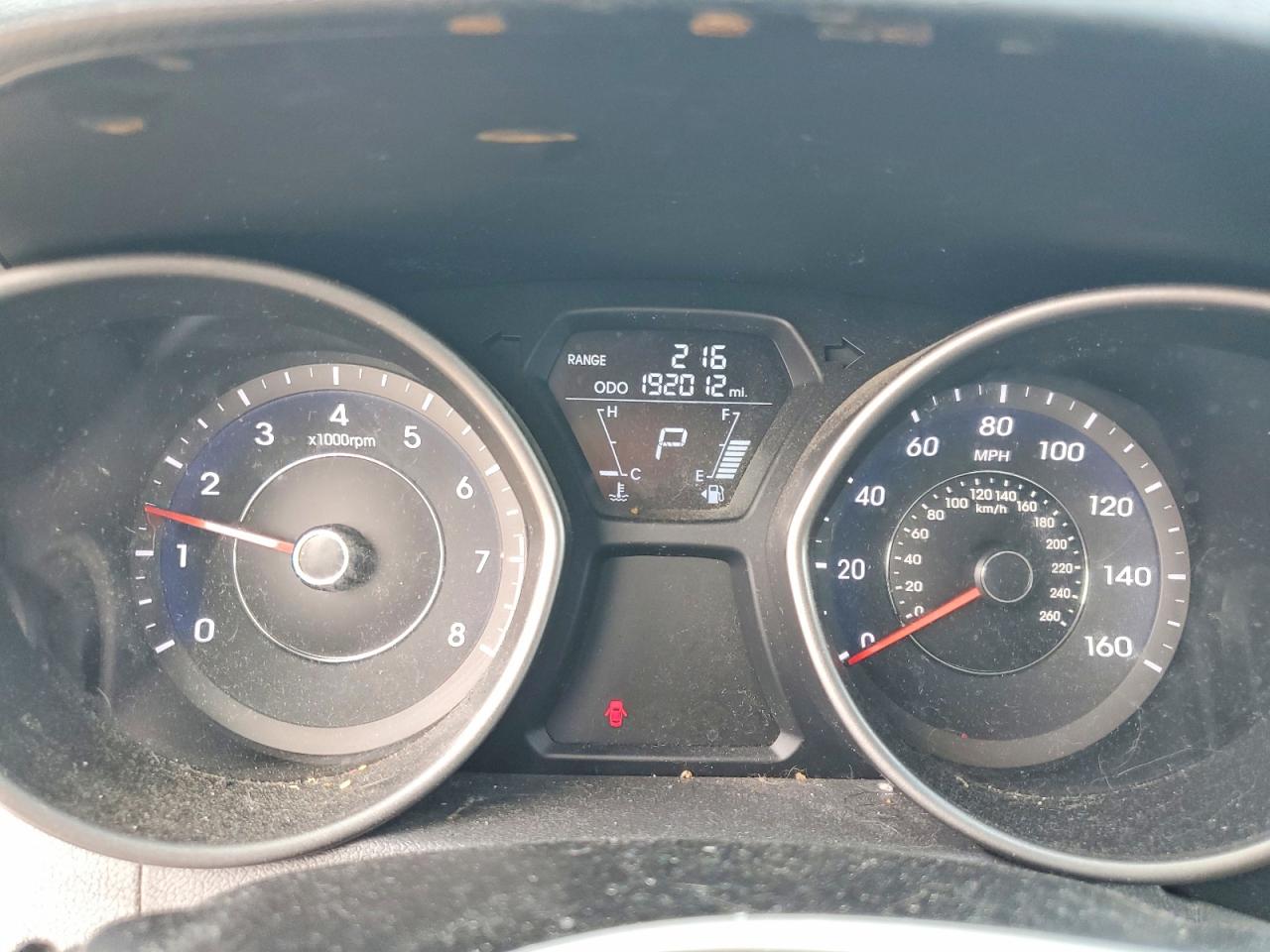 2013 HYUNDAI ELANTRA