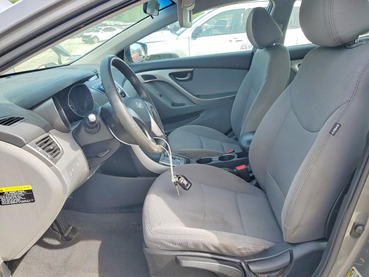 2013 HYUNDAI ELANTRA