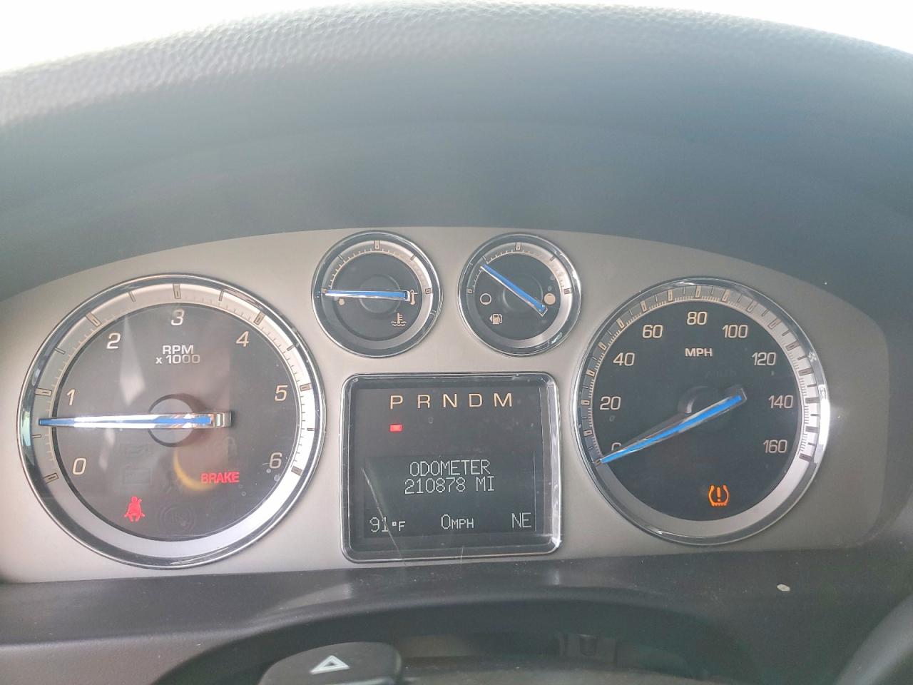 2011 CADILLAC ESCALADE