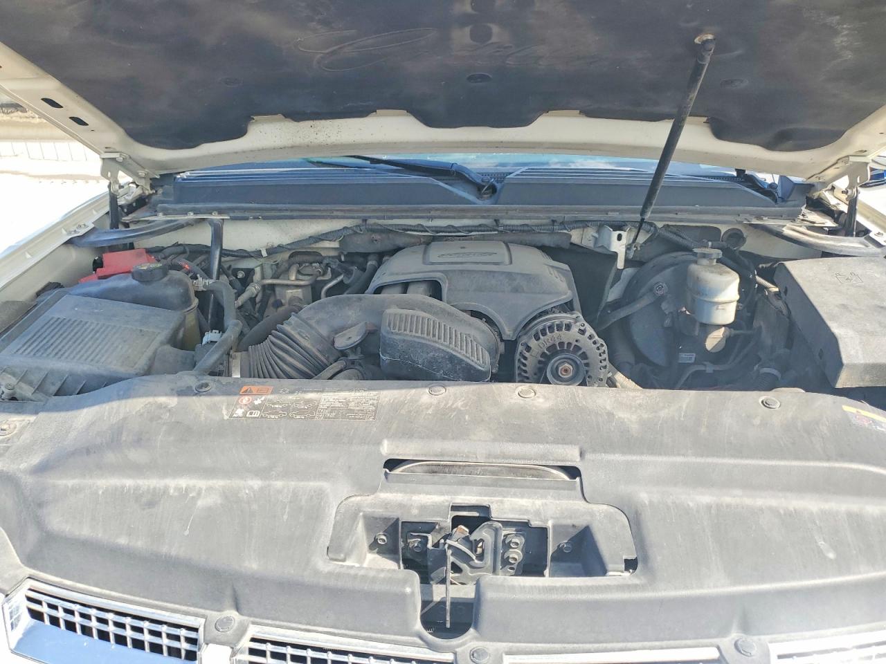 2011 CADILLAC ESCALADE