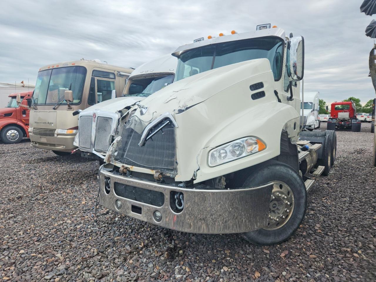 2017 MACK ALL OTHER