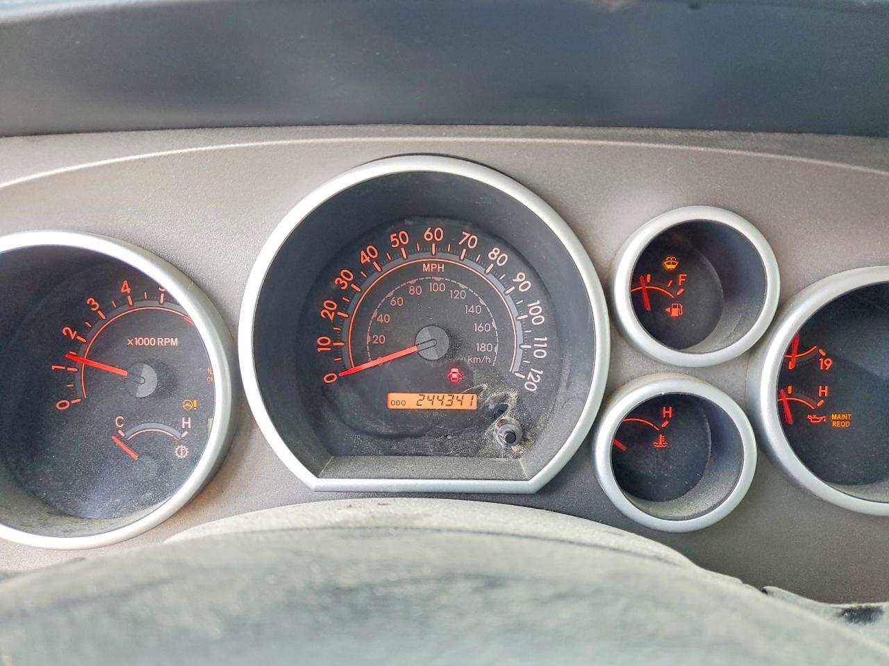 2013 TOYOTA TUNDRA